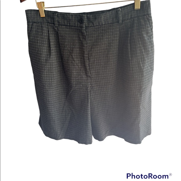 WOMENS EP PRO Size 14 WALKING PLAID BERMUDA SHORTS EUC Trendy Pleated Shorts - Picture 1 of 7